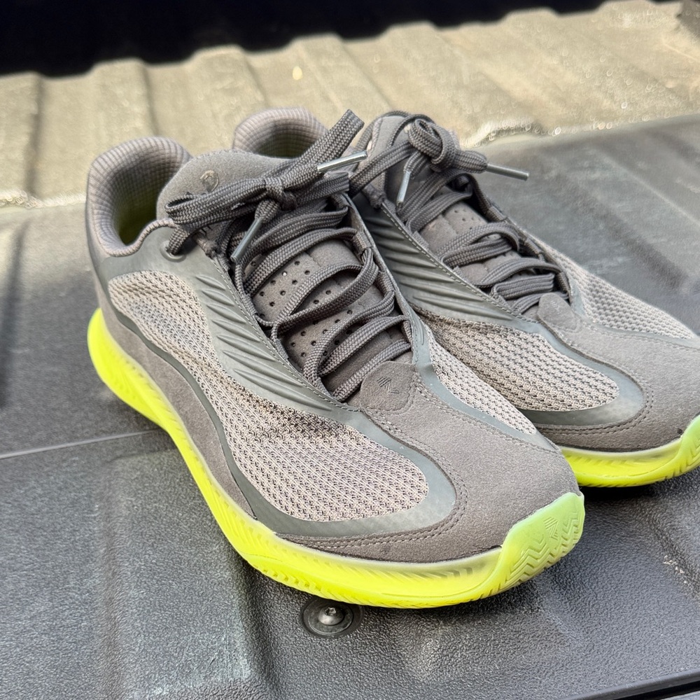 Rad One Sneakers
